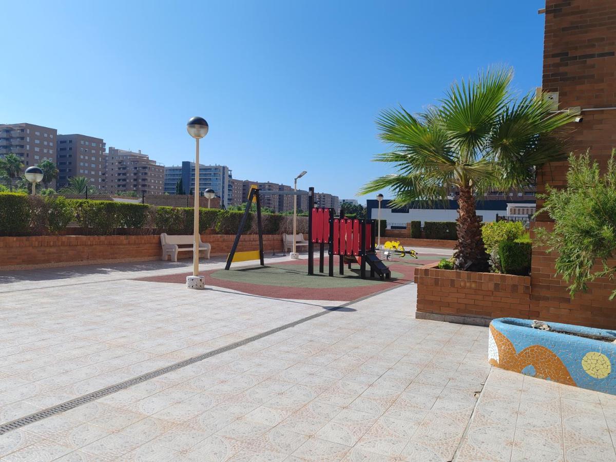 Apartamento Magic World Nueva Marina D'Or 2 Dormitorios Edificio Torremar Oropesa del Mar Esterno foto